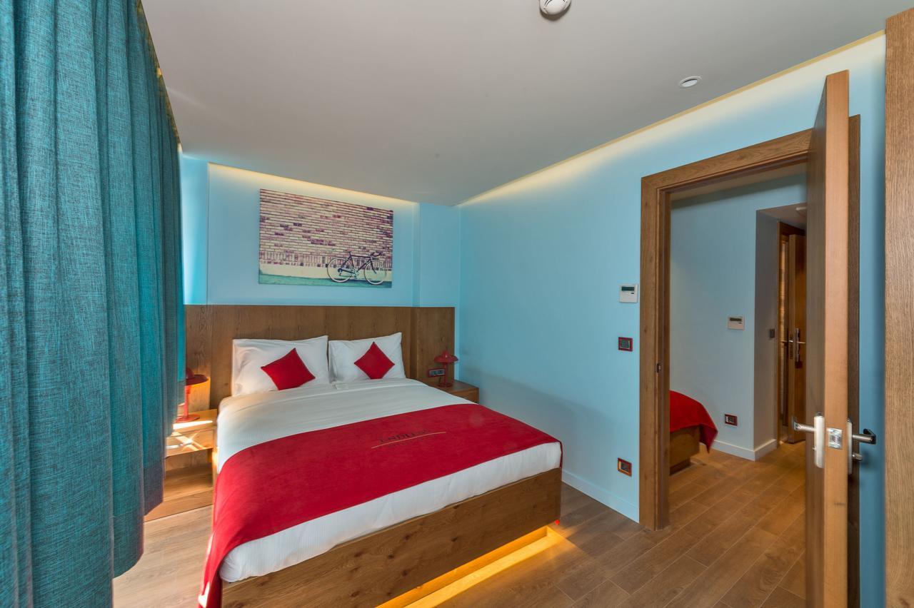 Taksim Nis - Istiklal Street 3* Istanboel
